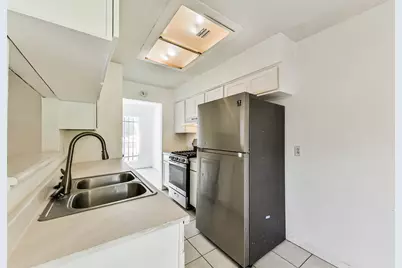 12203 Cape Hyannis Drive, Houston, TX 77048 - Photo 4