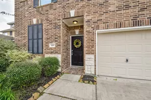 1193 Stallion Ridge, Alvin, TX 77511 - Photo 2
