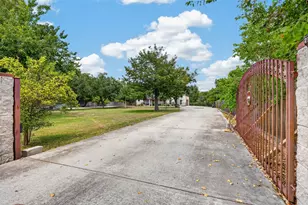 8618 Hwy 6, Hitchcock, TX 77563 - Photo 8
