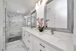 5823 McKnight St, Houston, TX 77035 - Photo 38