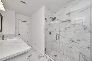 5823 McKnight St, Houston, TX 77035 - Photo 30