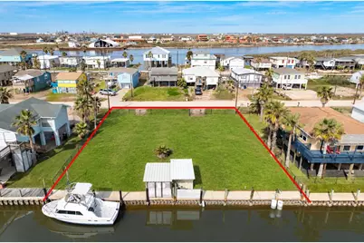 402 Shark Lane, Surfside Beach, TX 77541 - Photo 2
