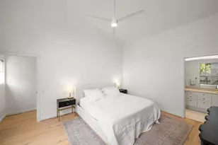 217 W Drew St, Houston, TX 77006 - Photo 24
