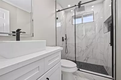 2115 Weathersfield Trace Circle, Houston, TX 77014 - Photo 30