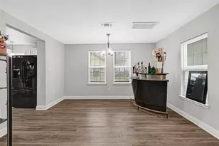 1300 Cypress St, Baytown, TX 77520 - Photo 6