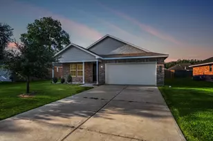 1003 Starfish Dr, Bay City, TX 77414 - Photo 2