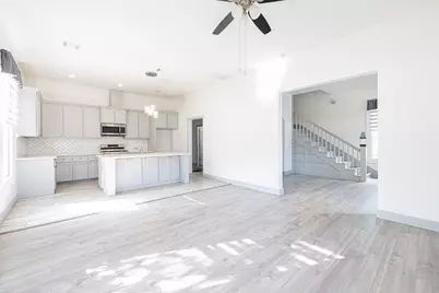 1625 39th Street, Galveston, TX 77550 - Photo 12
