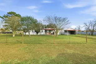 25 County Road 6022B, Dayton, TX 77535 - Photo 6