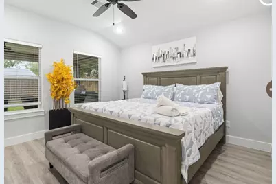 118 Tuna Street, Galveston, TX 77550 - Photo 8