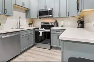 118 Tuna St, Galveston, TX 77550 - Photo 6