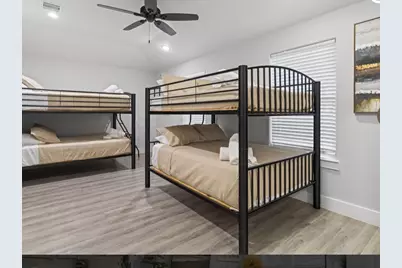 118 Tuna Street, Galveston, TX 77550 - Photo 12