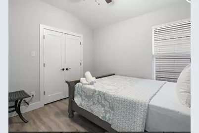 118 Tuna Street, Galveston, TX 77550 - Photo 10