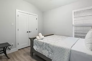 118 Tuna St, Galveston, TX 77550 - Photo 10