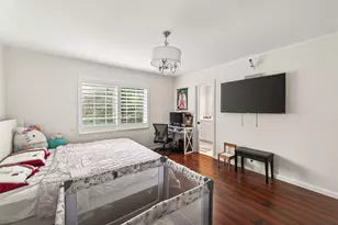 12705 Huntingwick Dr, Houston, TX 77024 - Photo 32