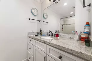 12705 Huntingwick Dr, Houston, TX 77024 - Photo 28