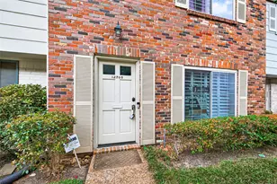 12705 Huntingwick Dr, Houston, TX 77024 - Photo 4