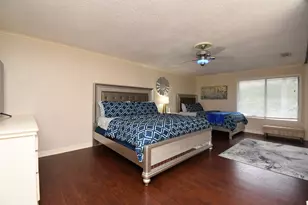 7726 Miller Glen Ln, Houston, TX 77072 - Photo 22