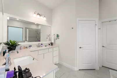 1939 Shallow Canyon Ln, Katy, TX 77494 - Photo 14