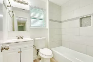 408 Gardenia St, Lake Jackson, TX 77566 - Photo 18