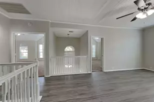 18706 Woodglen Shadows Dr, Humble, TX 77346 - Photo 32