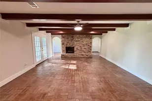 118 Clover St, Lake Jackson, TX 77566 - Photo 6