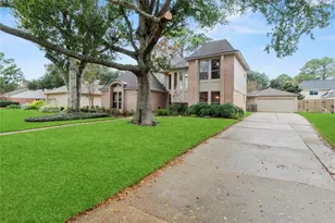 7711 Brook Springs Dr, Houston, TX 77095 - Photo 2