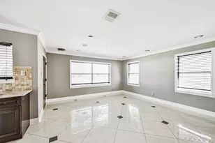 6833 Concho St, Houston, TX 77074 - Photo 8