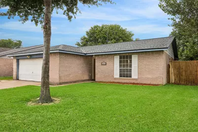 2114 Mocking Bird Lane, La Porte, TX 77571 - Photo 2