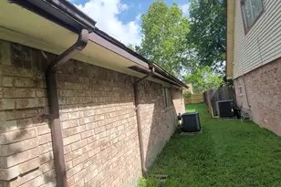 4306 Saratoga Dr, Houston, TX 77088 - Photo 2