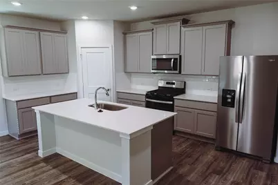 211 Brazen Forest Trail, Magnolia, TX 77354 - Photo 6