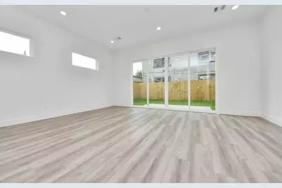 2408 Lorraine Street, Houston, TX 77026 - Photo 22