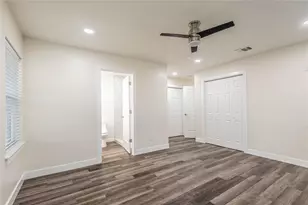 6003 De Moss Dr, Houston, TX 77081 - Photo 8