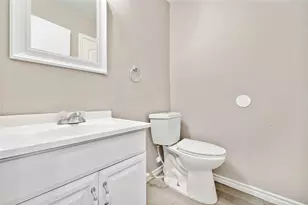 2202 16th Ave N, Texas City, TX 77590 - Photo 10