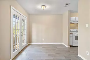 2202 16th Ave N, Texas City, TX 77590 - Photo 4