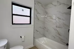 9519 Fairdale Ln, Houston, TX 77063 - Photo 26