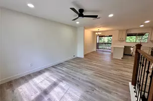 2047 Aspen Glade Dr, Houston, TX 77339 - Photo 4