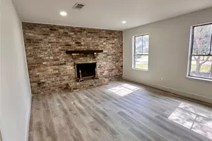 2047 Aspen Glade Dr, Houston, TX 77339 - Photo 16