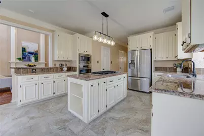 4810 Keneshaw Street, Sugar Land, TX 77479 - Photo 12