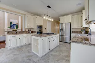 4810 Keneshaw St, Sugar Land, TX 77479 - Photo 12