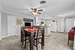 913 Peggy St, Deer Park, TX 77536 - Photo 12