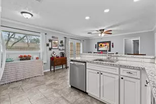 913 Peggy St, Deer Park, TX 77536 - Photo 16