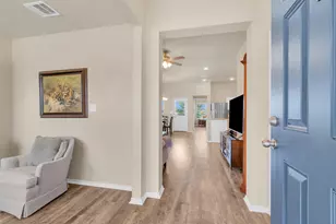 121 Dove Landing Ct, Navasota, TX 77868 - Photo 4