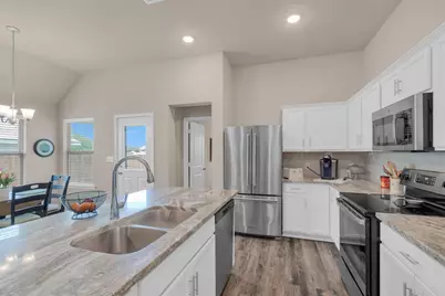 121 Dove Landing Court, Navasota, TX 77868 - Photo 14
