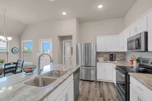 121 Dove Landing Ct, Navasota, TX 77868 - Photo 14