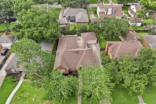 15718 Echo Lodge Dr, Houston, TX 77095 - Photo 28