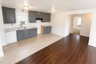 5103 Willow Glen Dr, Houston, TX 77033 - Photo 8