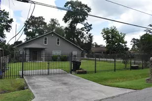 8535 Parkette Dr, Houston, TX 77028 - Photo 6