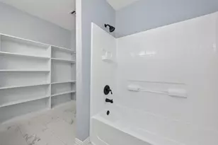 11504 Village Pl Dr, Houston, TX 77077 - Photo 36