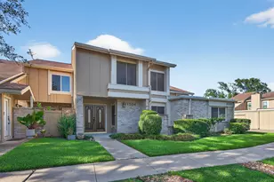 11504 Village Pl Dr, Houston, TX 77077 - Photo 6