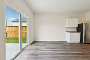 10306 Magnol Wood Dr, Houston, TX 77016 - Photo 4